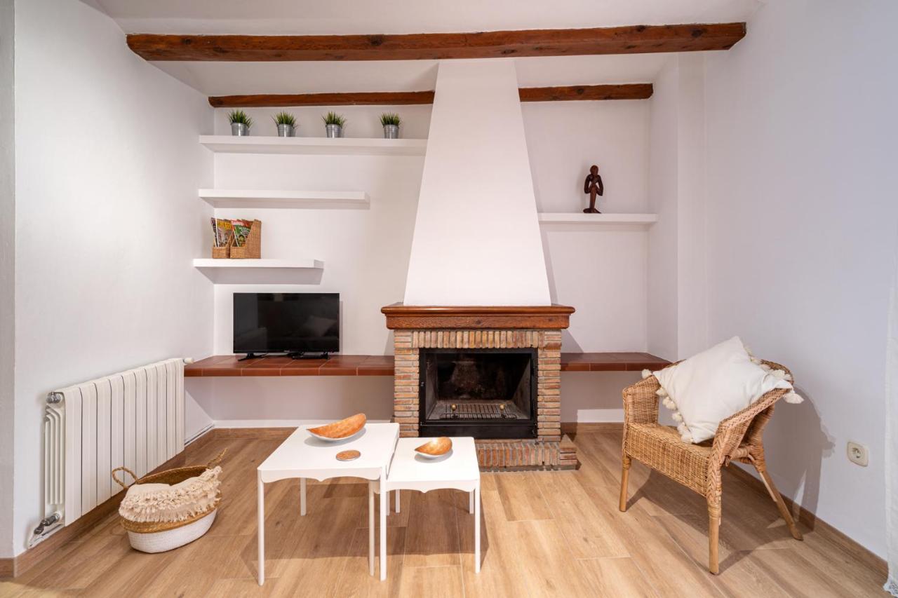 La Casa Del Escudo Apartment Рубиелос де Мора Екстериор снимка