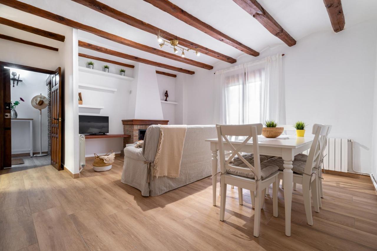 La Casa Del Escudo Apartment Рубиелос де Мора Екстериор снимка